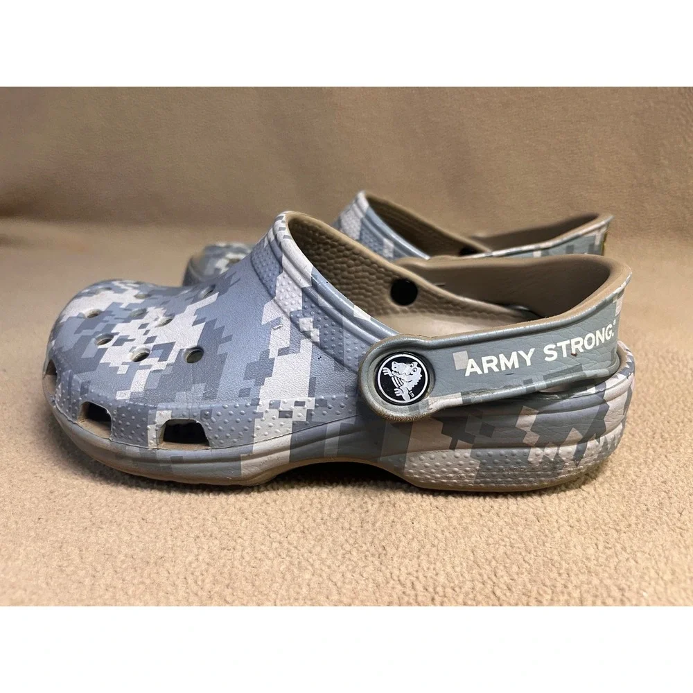 Crocs Classic Clog US Army Strong Digital Camo Gre Military Shoes Kids M1 W3